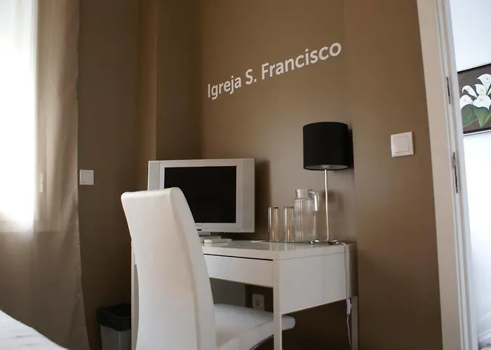 オポルト セブン ゲスト ハウス ゲストハウス 4*