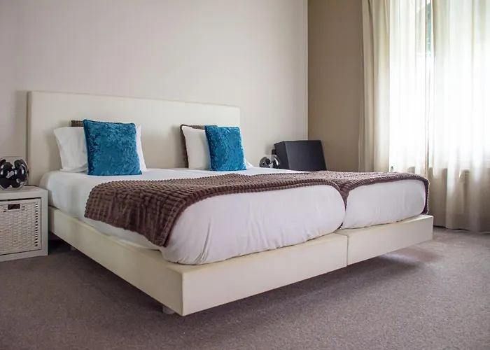 ゲストハウス オポルト セブン ゲスト ハウス 4*